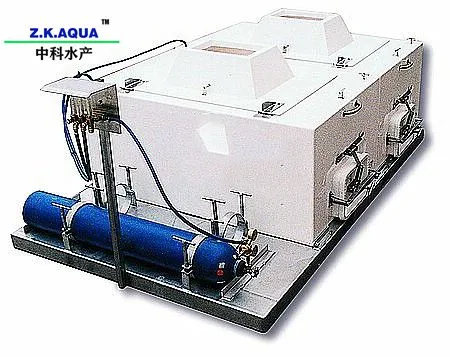 バッテリーとエアポンプを備えたプラスチック製の魚輸送タンク
